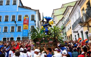 Sol e emoção marcam celebração dos 203 anos da Independência da Bahia em Salvador