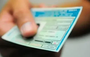 Motoristas precisam checar CPF para evitar atrasos na renovação da CNH