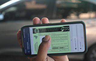 CNH da Gente: Detran-BA anuncia 20 mil vagas gratuitas para primeira habilitação