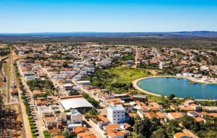 Últimos dias para inscrição em concurso da Prefeitura de Licínio de Almeida com salários de até R$ 3,5 mil