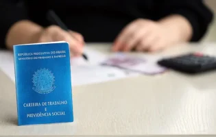SineBahia oferece 70 vagas de emprego em Vitória da Conquista nesta terça-feira