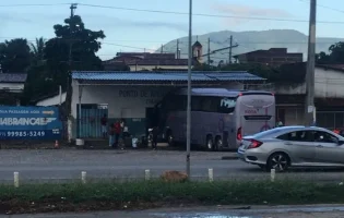 Ônibus desgovernado causa mortes e deixa feridos em Itambé, no sudoeste da Bahia
