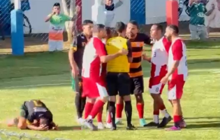 Vice-prefeito se envolve em confusão durante partida de futebol amador em Maracás e vídeo repercute nas redes sociais