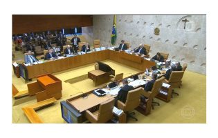 Juízes recorrem ao STF e pedem mais prazo para cumprir regras sobre “penduricalhos” Magistrados querem mais tempo para aplicar novas regras de pagamentos fora do teto