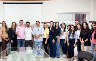 Prefeitura realiza reunião para fortalecer a Atenção Básica e aprimorar os serviços de saúde