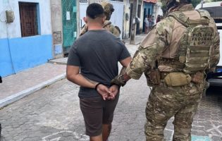 Operação contra corrupção eleitoral prende três vereadores e cumpre 25 mandados de busca