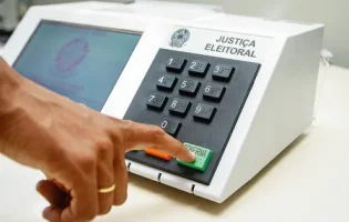 Bahia reduz número de municípios com mais eleitores do que habitantes