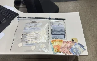 Homem é conduzido à delegacia por suspeita de tráfico de drogas em Oliveira dos Brejinhos