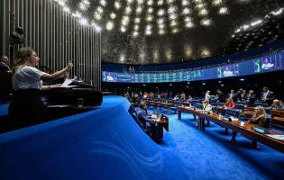 Senado aprova projeto que torna misoginia crime equivalente ao racismo