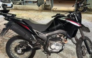 Motocicleta com registro de furto é recuperada às margens da BR-122, em Candiba